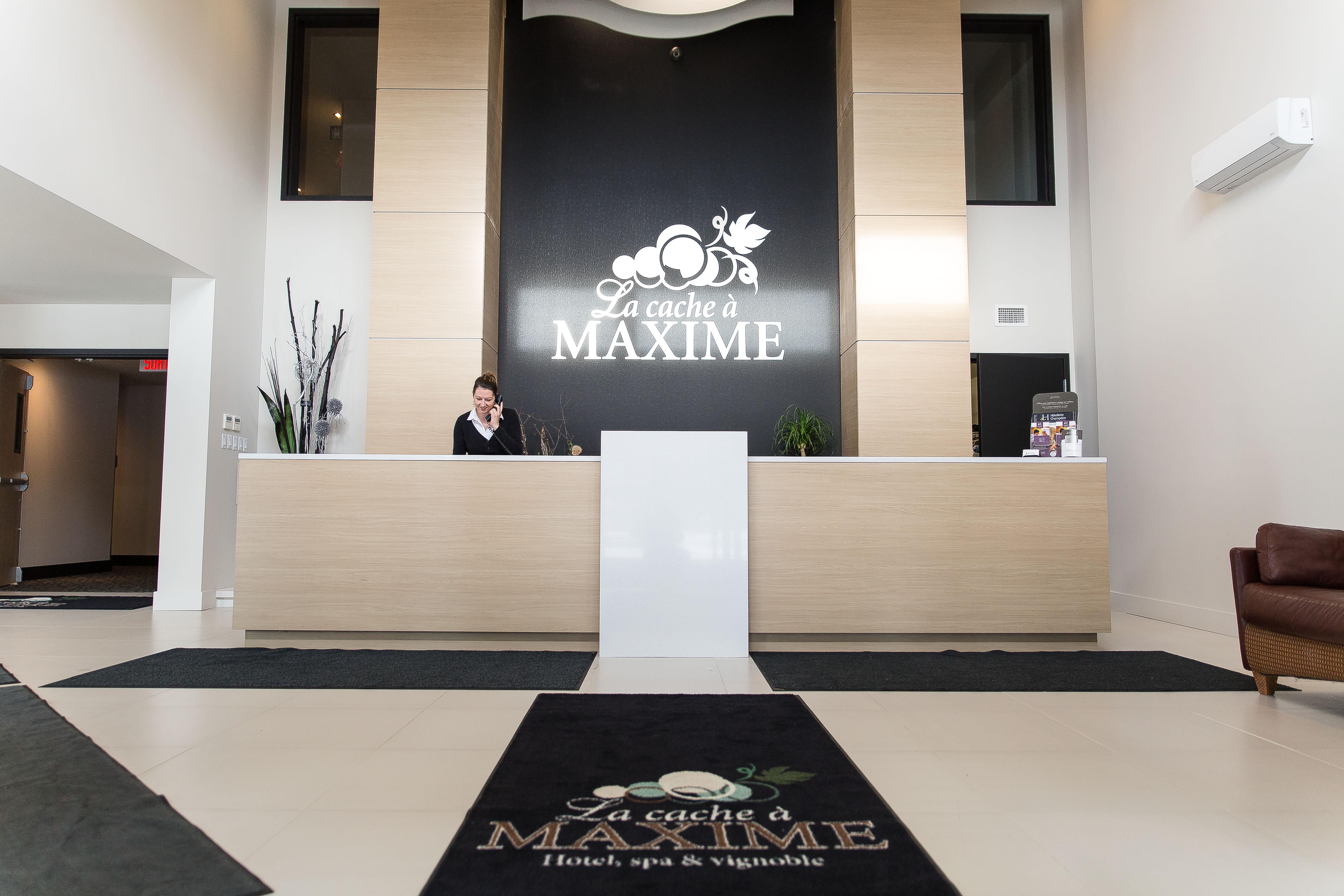Scott La Cache A Maxime酒店 外观 照片